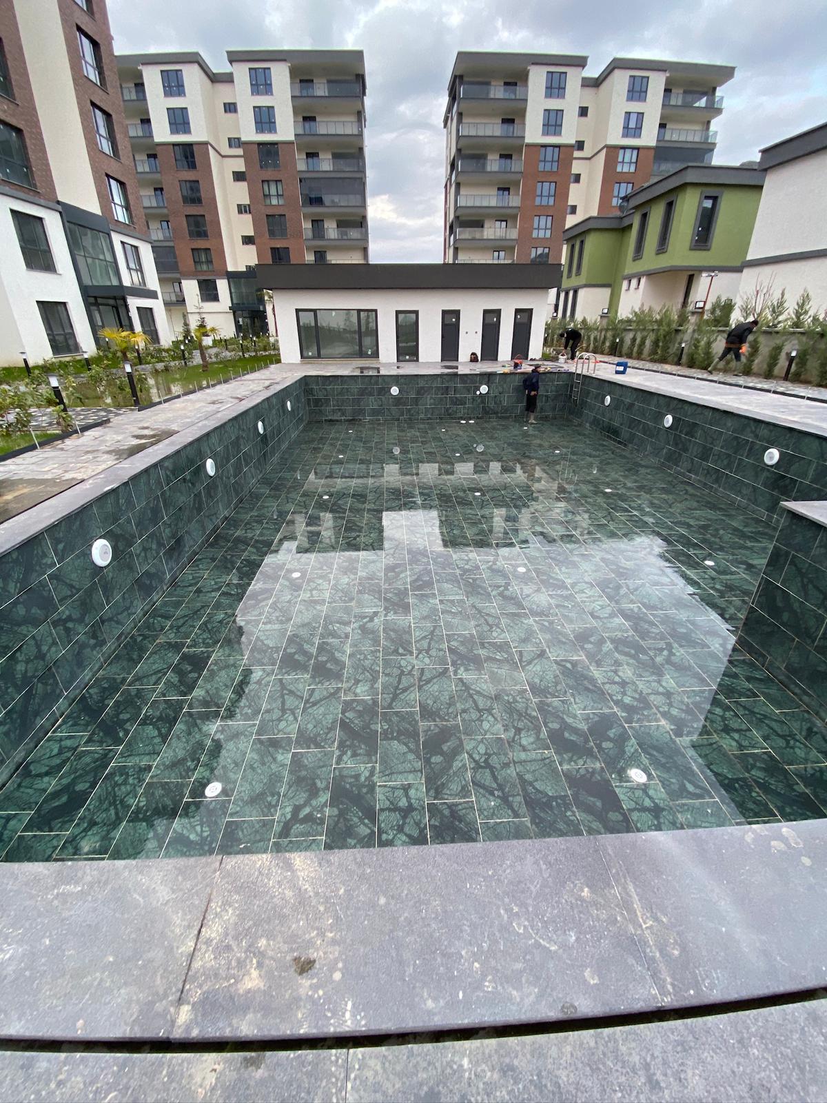 Üren Havuz Galeri: HAKKIMIZDA